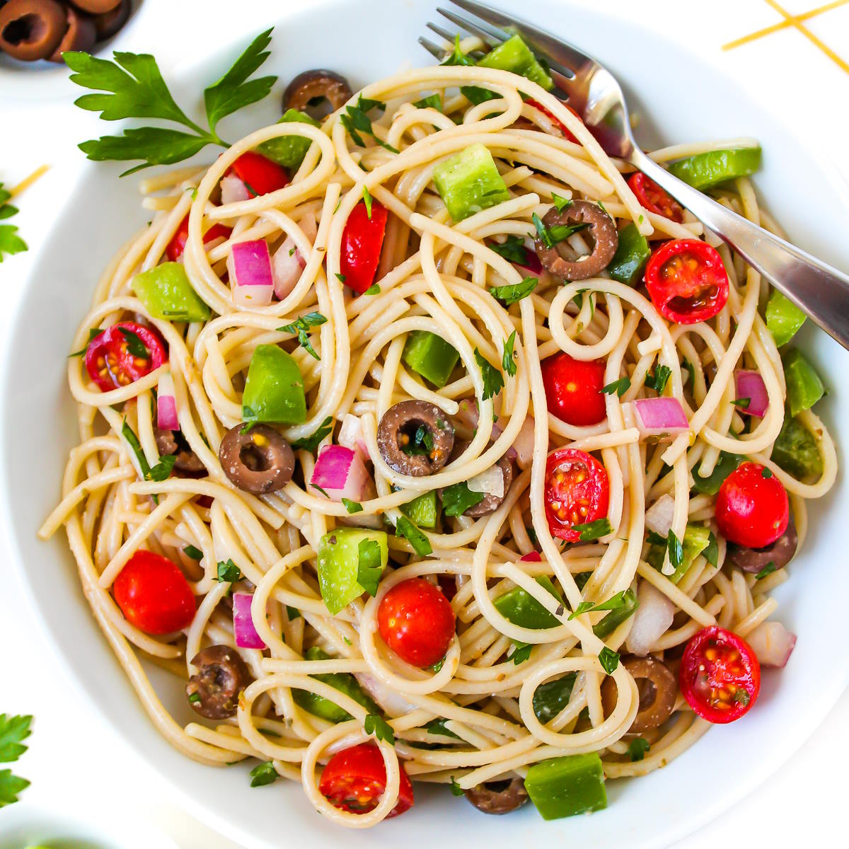 Easy Spaghetti Salad: Your Go-To Potluck & BBQ Side